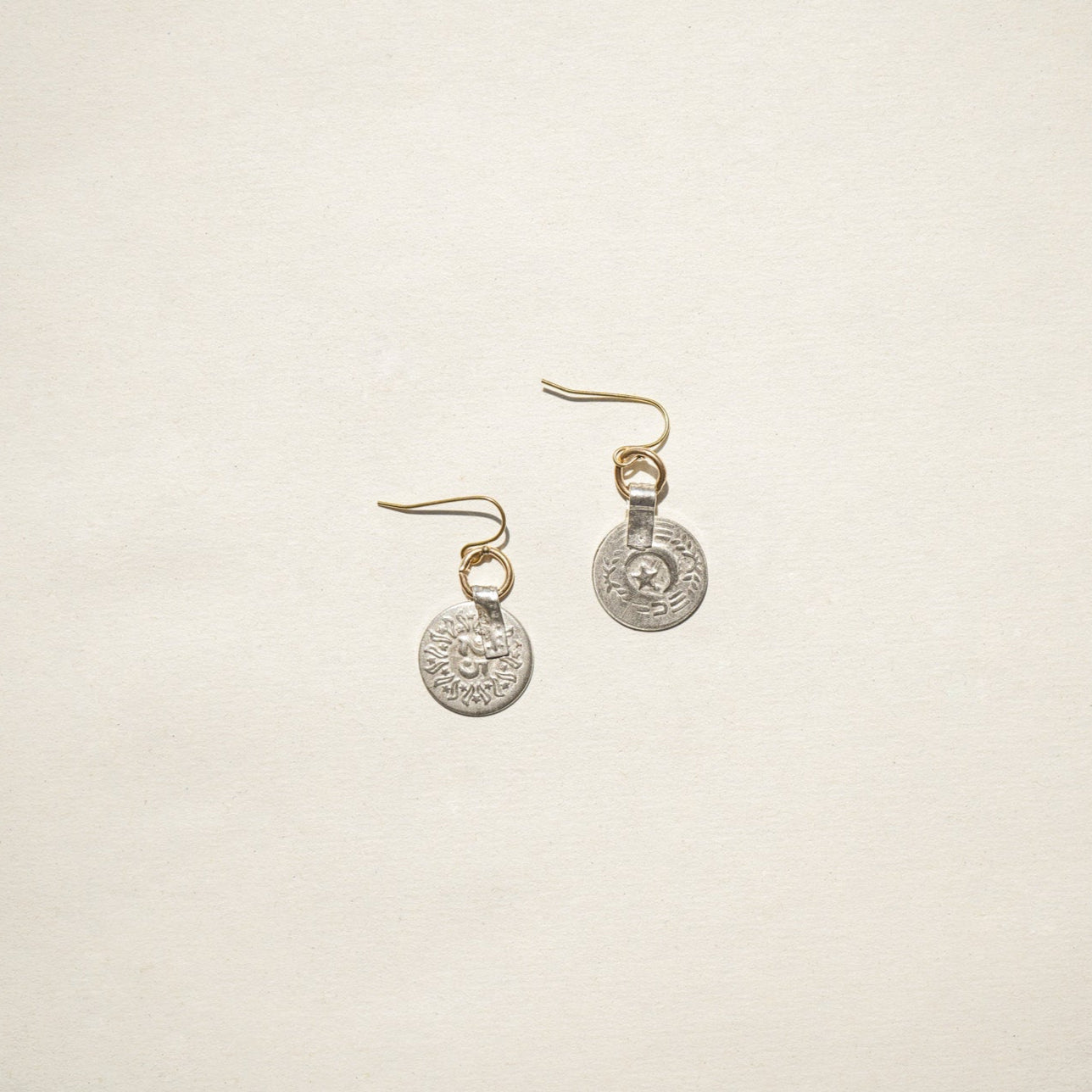 Caspian earrings - Twisted Silver