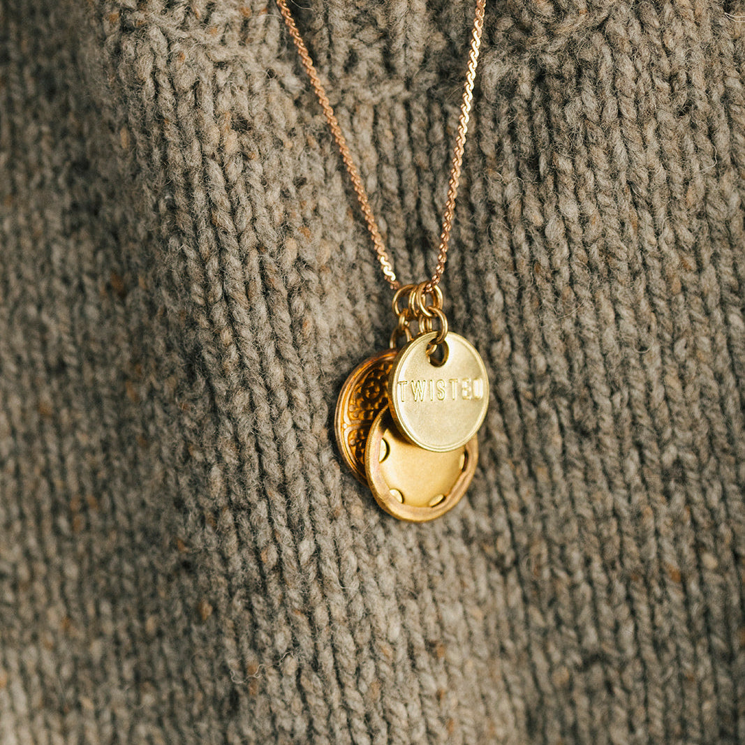 Tre necklace
