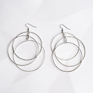 KISS Earrings - Twisted Silver