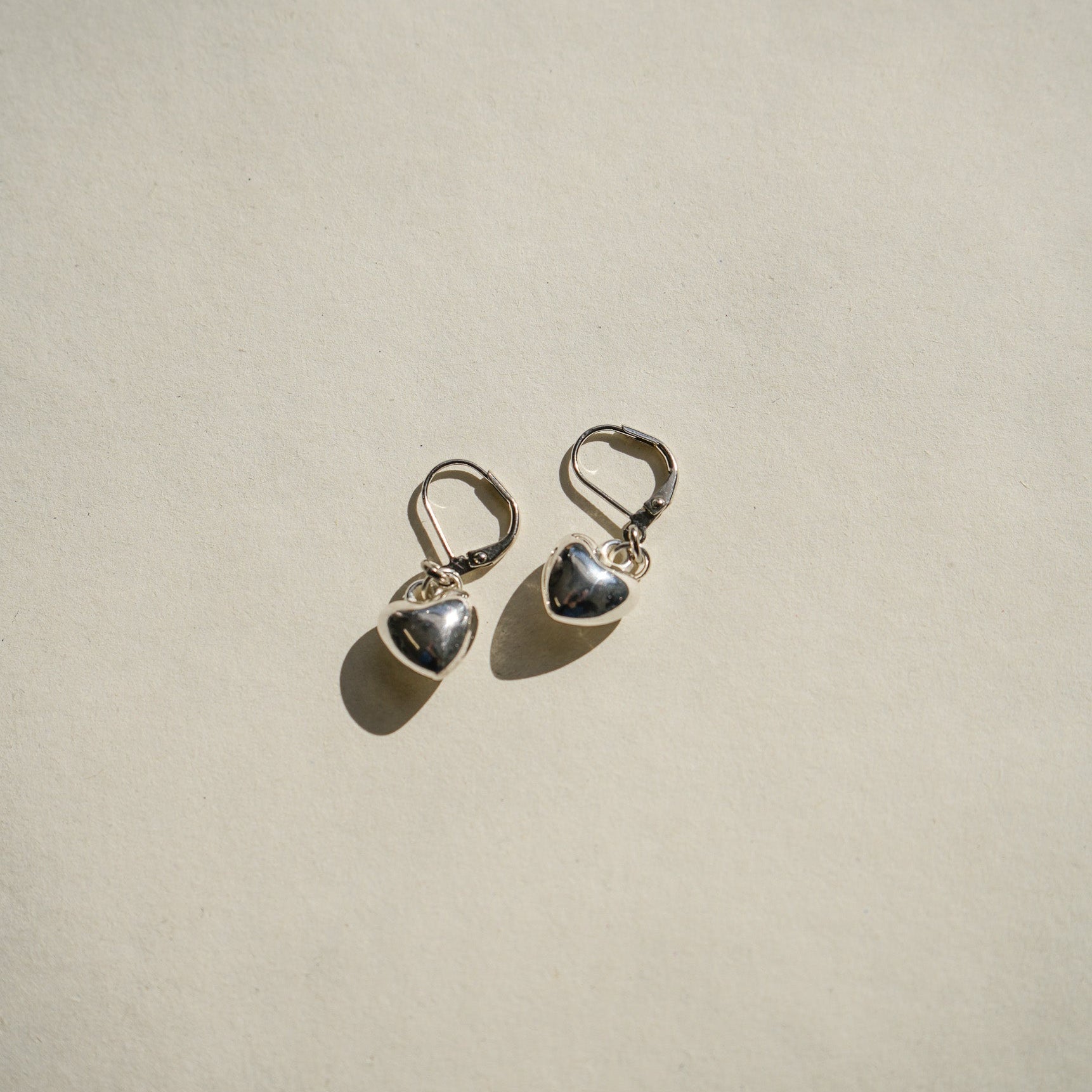 AMOUR Earrings