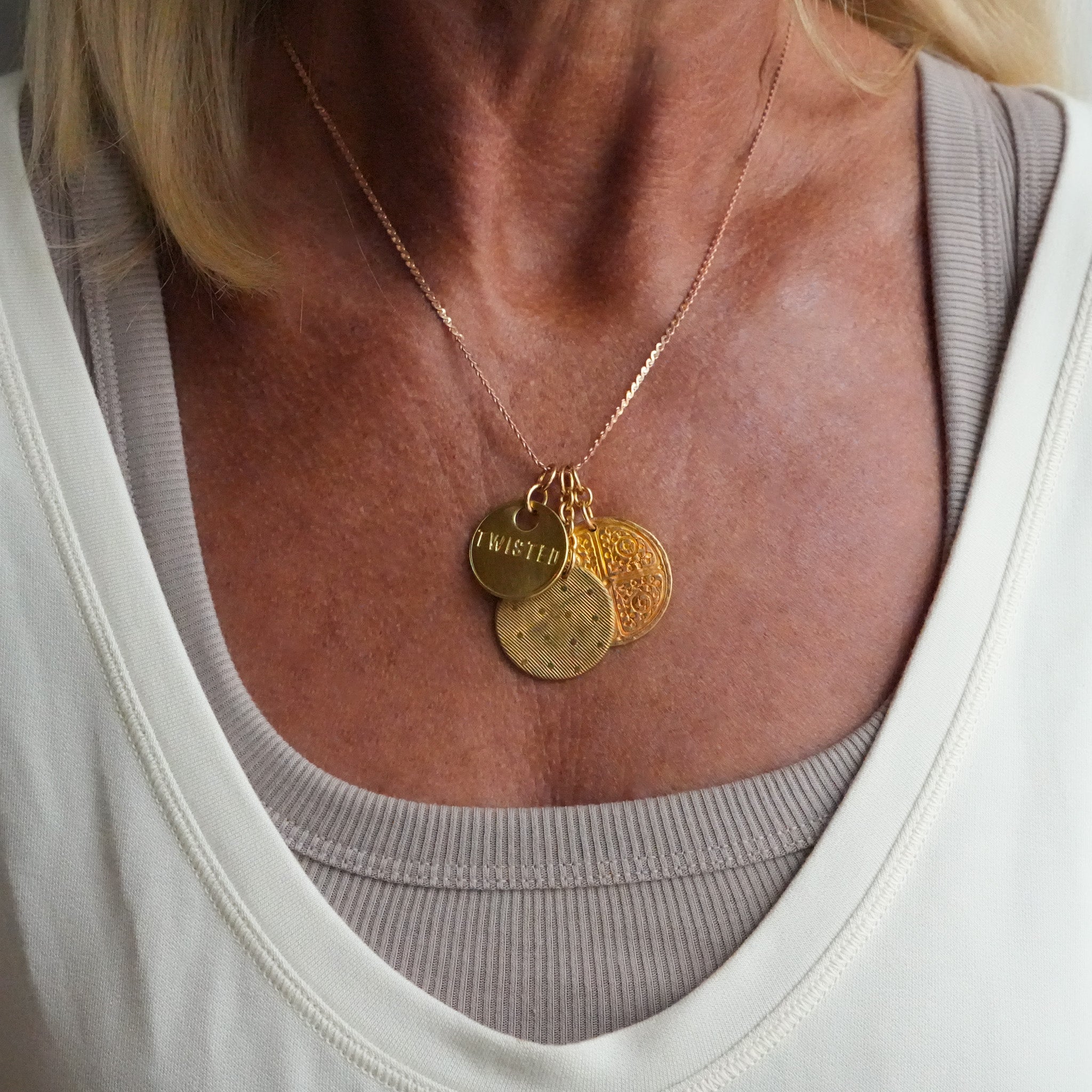 Tre necklace - Twisted Silver