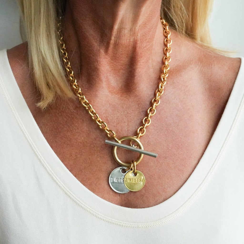 Capture necklace - Twisted Silver