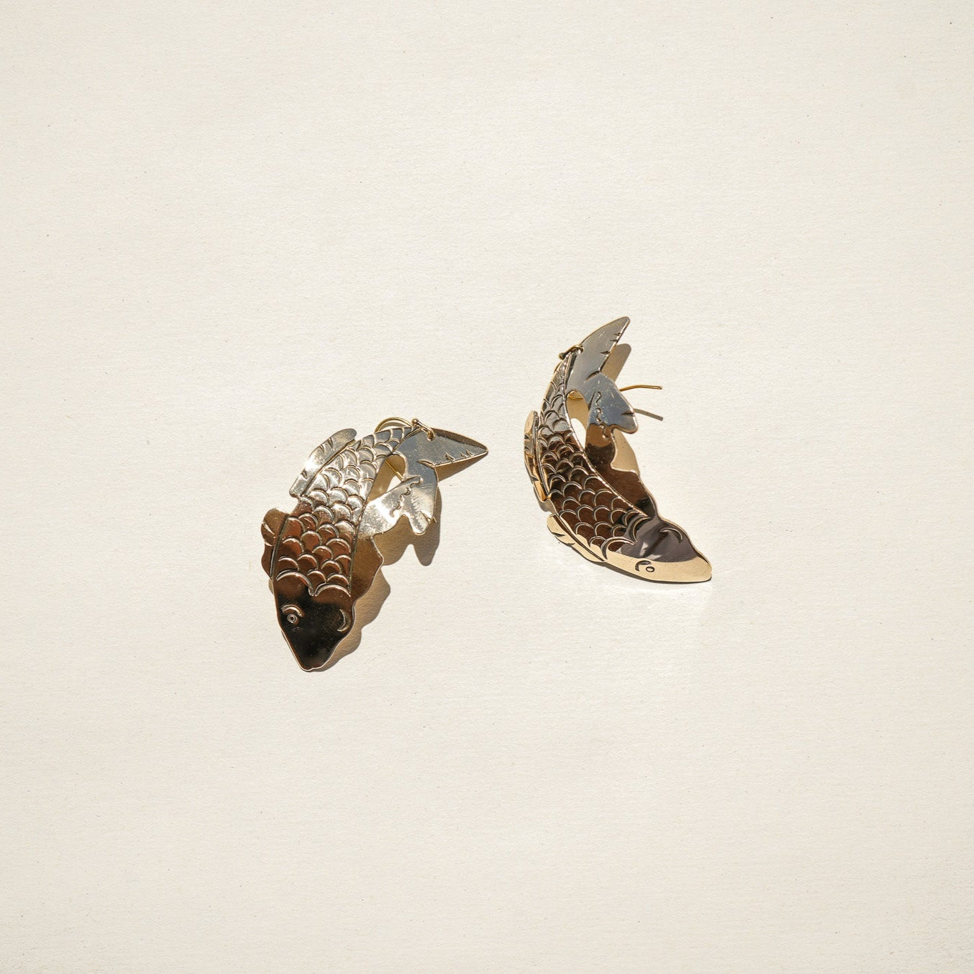 Fin earrings