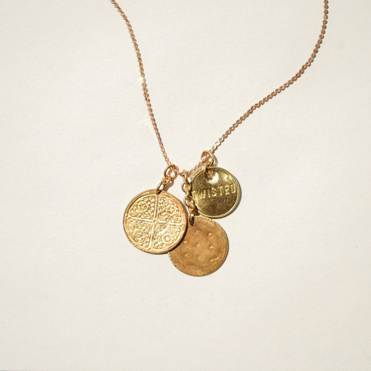 Tre necklace - Twisted Silver