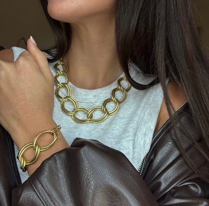 Brassy set
