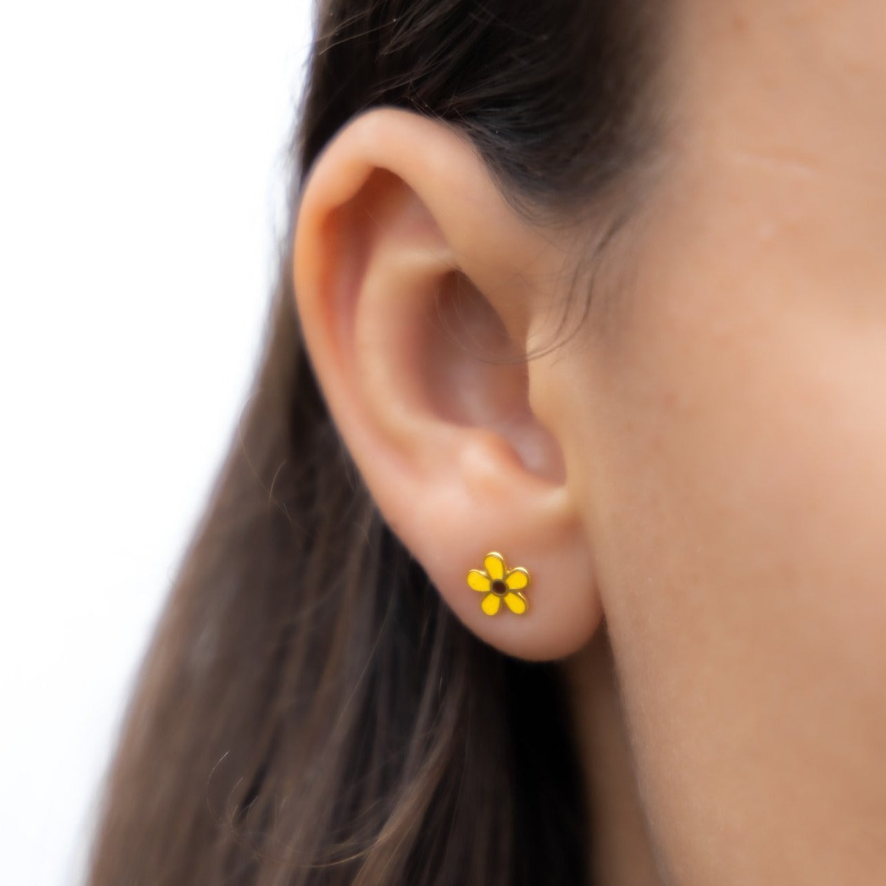 DAISY Studs